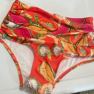 Women swimming bottom size S